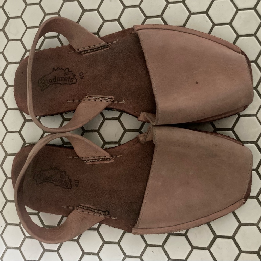 Riudavets avarcas sandals size 10